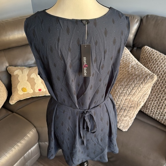 NWT Maternity sleeveless top with tie string Stork & Babe - Picture 4 of 6